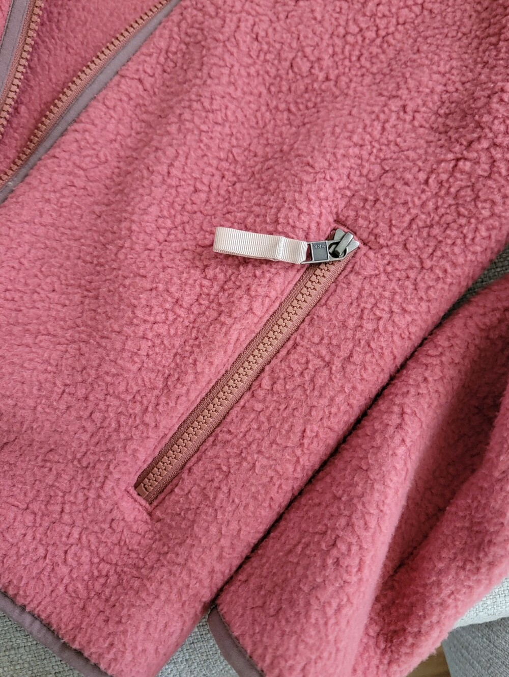 Patagonia Retro Pile Jacket - Picture 6 of 8